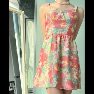 Floral mini dress 🌸